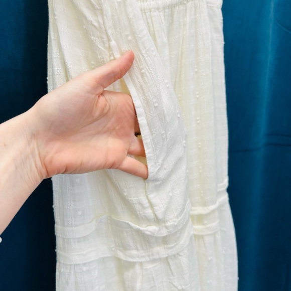 The Somerset Maxi Dress: Dobby Edition - Picture 9 of 9